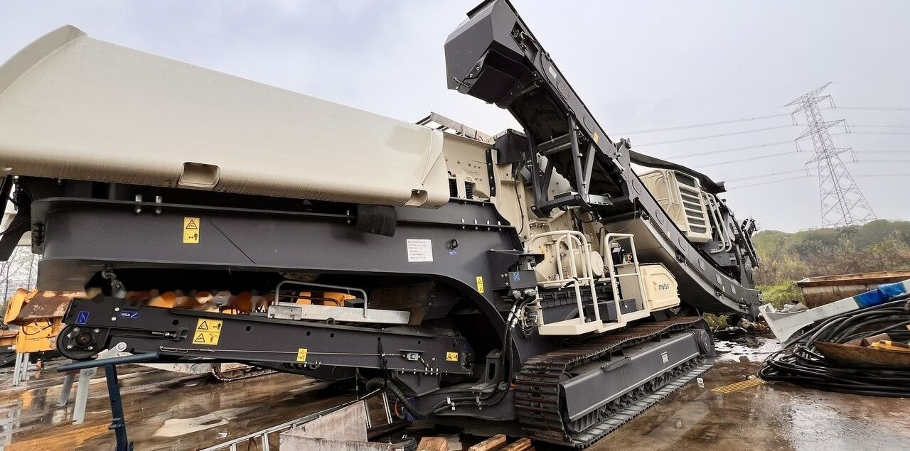 Metso NEW Lokotrack LT1213S mobile horizontal impact crusher - Mobilni drobilec: slika 3 Metso NEW Lokotrack LT1213S mobile horizontal impact crusher - Mobilni drobilec: slika 3