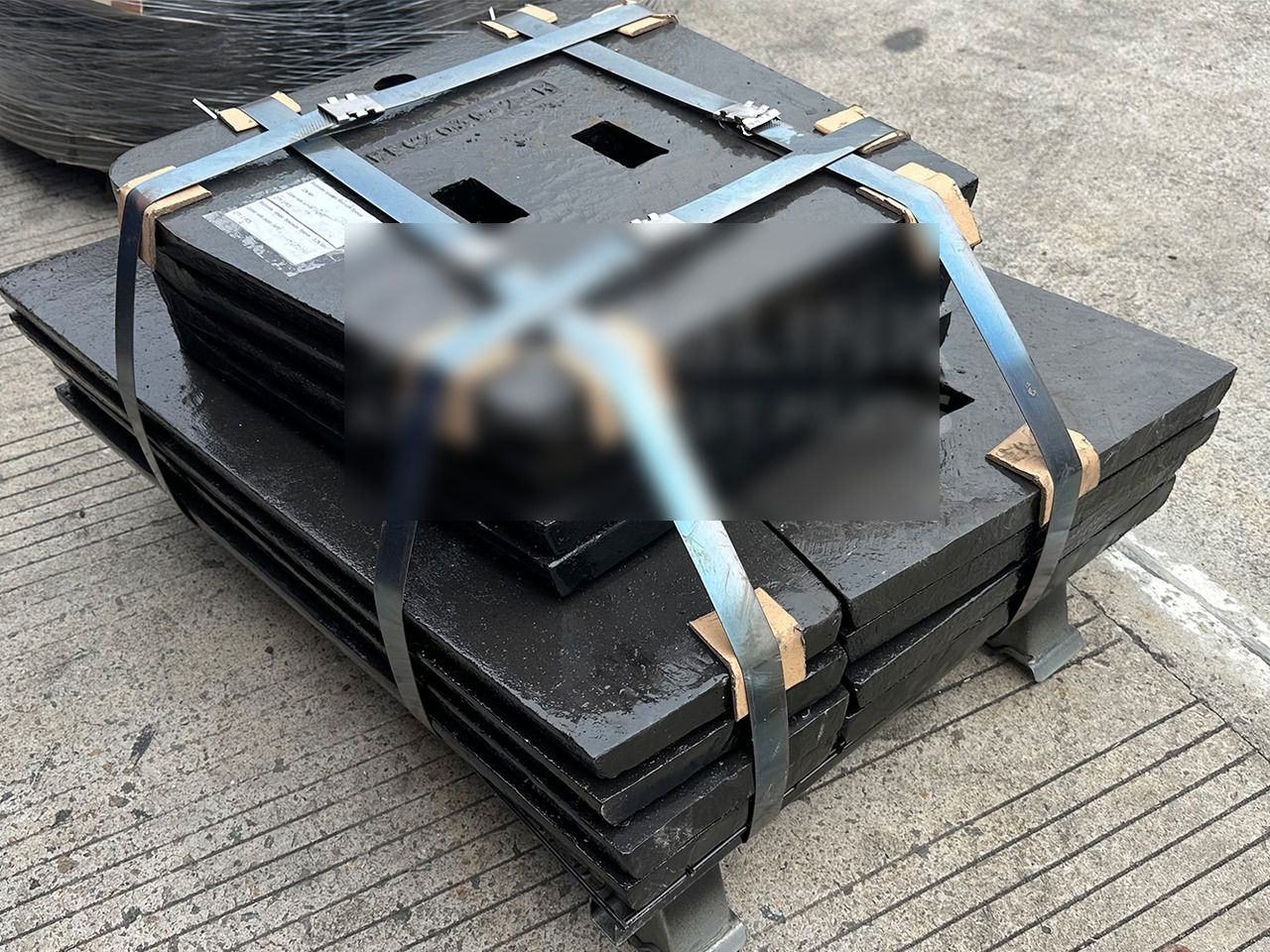 KINGLINK Spare Parts Upper / Lower Left / Right Side Plates 17003330 17003331 17003338 17003339 for CT2036 Jaw Crusher - Rezervni deli za Gradbeni stroj: slika 2 KINGLINK Spare Parts Upper / Lower Left / Right Side Plates 17003330 17003331 17003338 17003339 for CT2036 Jaw Crusher - Rezervni deli za Gradbeni stroj: slika 2