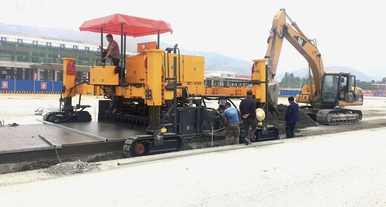 Wirtgen SP500 Concrete Slipform Paver - Betonski finišer: slika 2 Wirtgen SP500 Concrete Slipform Paver - Betonski finišer: slika 2