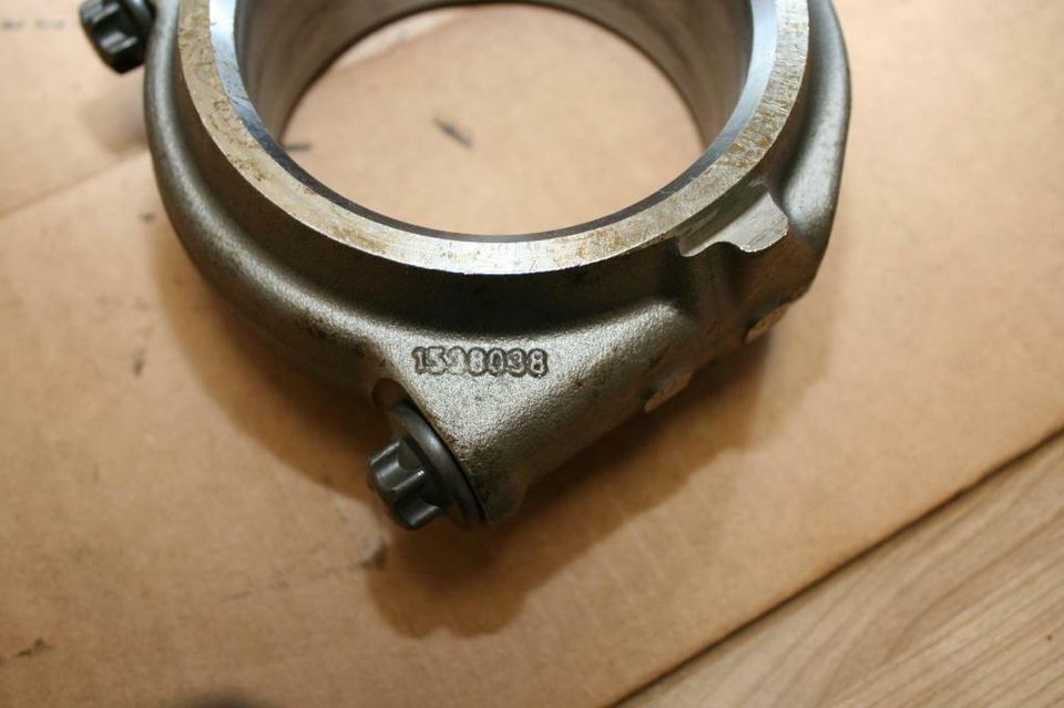 Pleuel für Scania DC 9, DC 11, DC 12, 1538038 - Povezovalna palica: slika 2 Pleuel für Scania DC 9, DC 11, DC 12, 1538038 - Povezovalna palica: slika 2