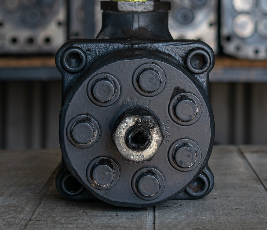 MEILLER HYDRAULIC PUMP WITH 7 SINGLE ENERGY PISTONS - Hidravlična črpalka za Tovornjak: slika 1 MEILLER HYDRAULIC PUMP WITH 7 SINGLE ENERGY PISTONS - Hidravlična črpalka za Tovornjak: slika 1