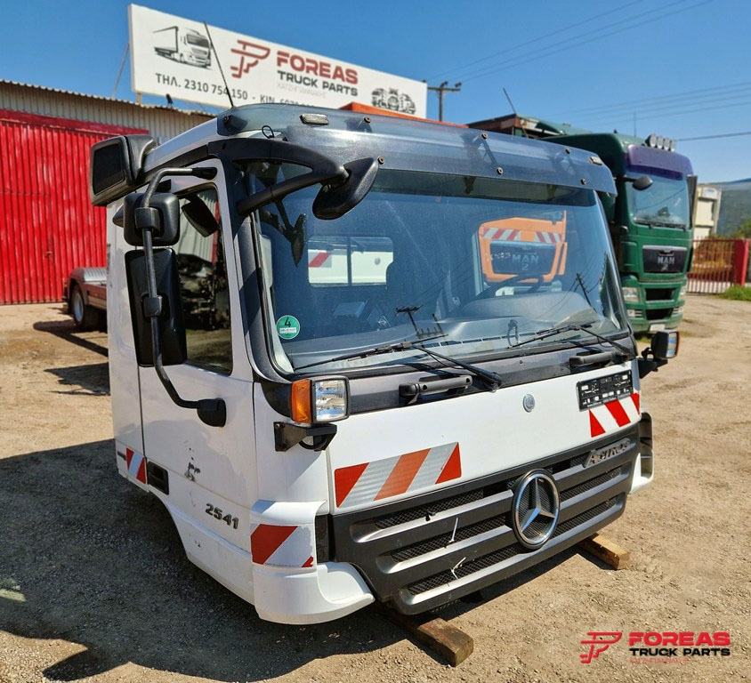 MERCEDES ACTROS MP2 MEDIUM - Kabina: slika 1 MERCEDES ACTROS MP2 MEDIUM - Kabina: slika 1