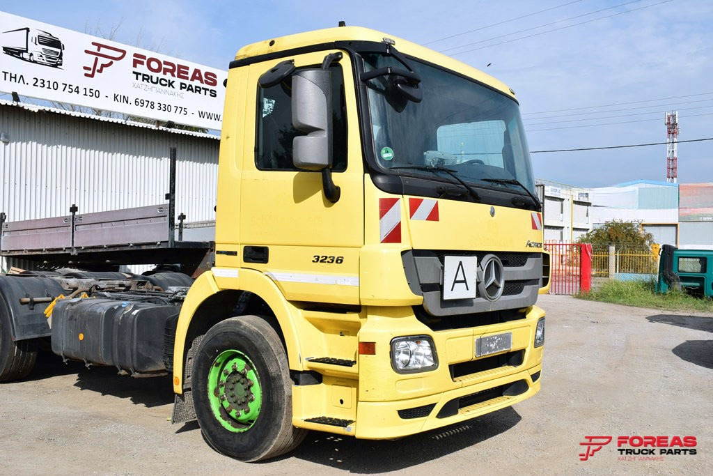 MERCEDES ACTROS MP3 - SMALL - Kabina: slika 1 MERCEDES ACTROS MP3 - SMALL - Kabina: slika 1