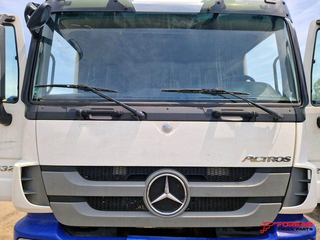MERCEDES ACTROS MP3 SMALL WHITE - Kabina: slika 5 MERCEDES ACTROS MP3 SMALL WHITE - Kabina: slika 5