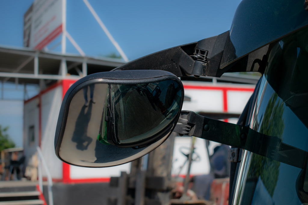 MERCEDES-BENZ ACTROS MP II - WINDSHIELD MIRROR - Vzvratno ogledalo za Tovornjak: slika 2 MERCEDES-BENZ ACTROS MP II - WINDSHIELD MIRROR - Vzvratno ogledalo za Tovornjak: slika 2