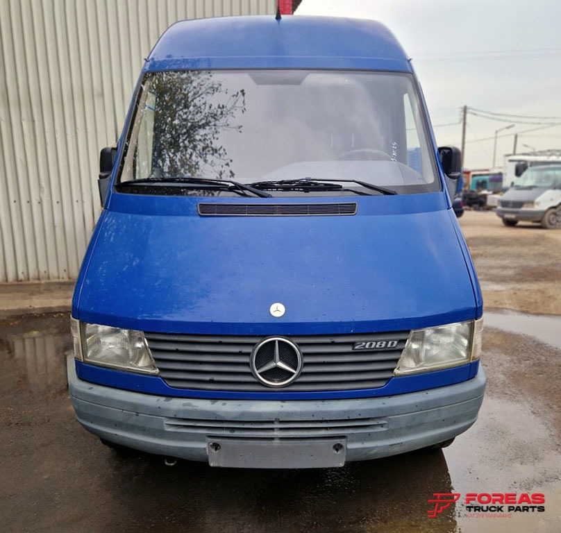 MERCEDES SPRINTER OM601 - Kabina za Dostavno vozilo: slika 2 MERCEDES SPRINTER OM601 - Kabina za Dostavno vozilo: slika 2