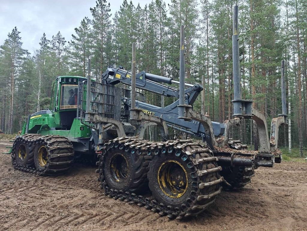 John Deere 1510 G - Forvarder: slika 3 John Deere 1510 G - Forvarder: slika 3