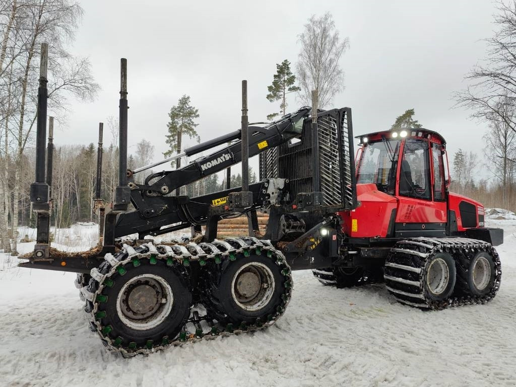 Komatsu 875 - Forvarder: slika 5 Komatsu 875 - Forvarder: slika 5
