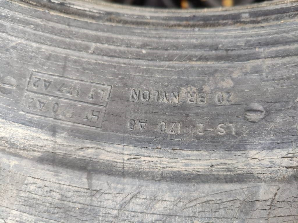 Nokian 800/40-26,5 - Guma za Gozdarska oprema: slika 5 Nokian 800/40-26,5 - Guma za Gozdarska oprema: slika 5