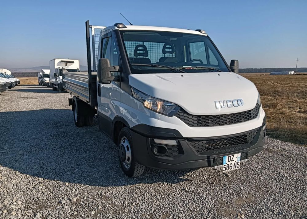 Iveco 35C13, 35C12, 35C14, 35C15 - Dostavno vozilo prekucnik: slika 2 Iveco 35C13, 35C12, 35C14, 35C15 - Dostavno vozilo prekucnik: slika 2