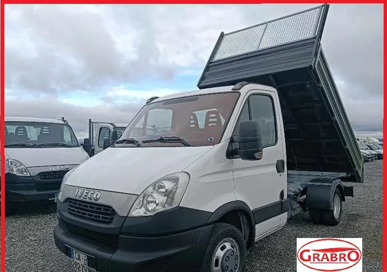 Iveco 35C13, 35C12 - Dostavno vozilo prekucnik: slika 1 Iveco 35C13, 35C12 - Dostavno vozilo prekucnik: slika 1