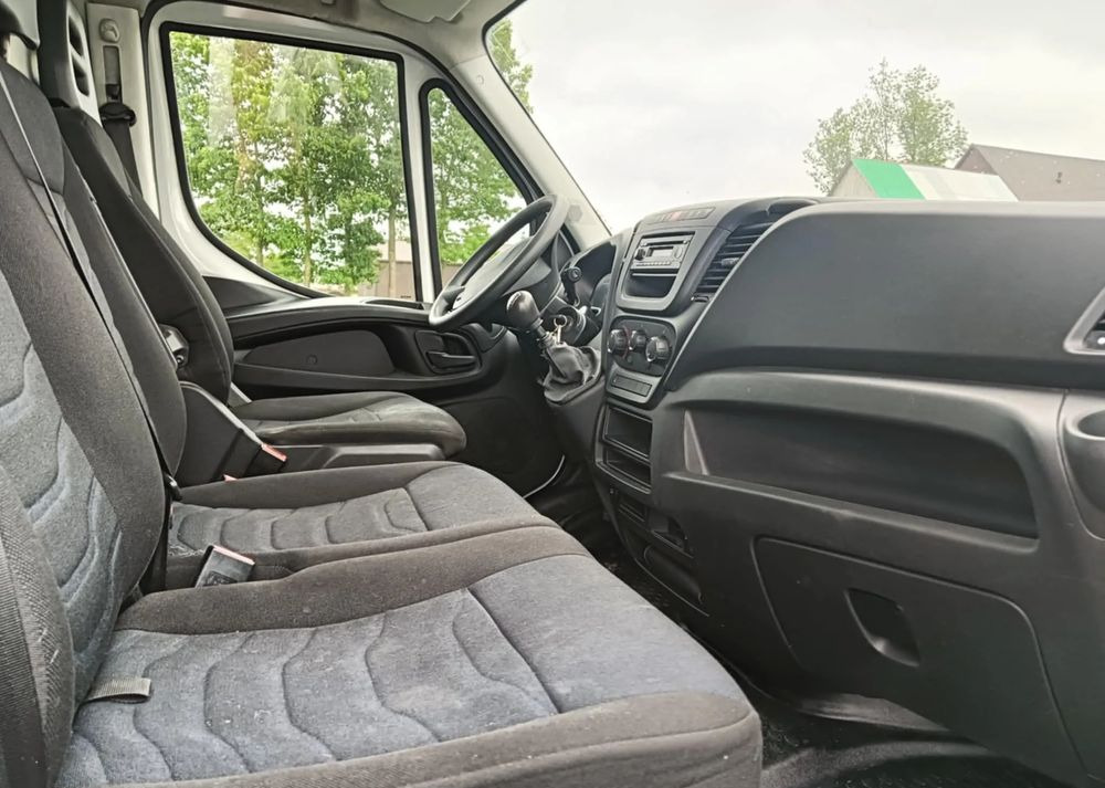 Furgon Iveco 35S14,35S13,35C13,35C12,: slika 9 Furgon Iveco 35S14,35S13,35C13,35C12,: slika 9