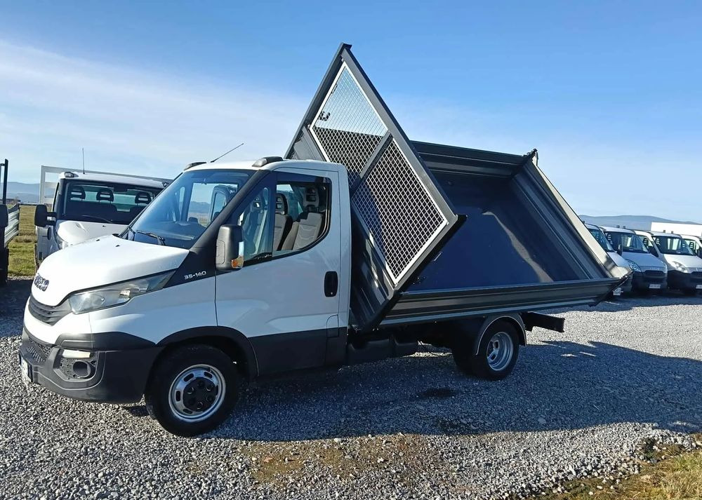 Dostavno vozilo prekucnik Iveco DAILY 35C13, 35C13, 35C15: slika 11