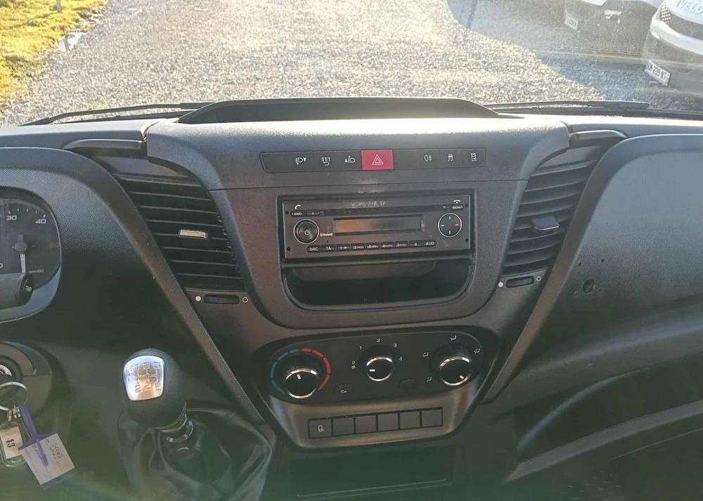 Dostavno vozilo prekucnik Iveco DAILY 35C13, 35C13, 35C15: slika 12