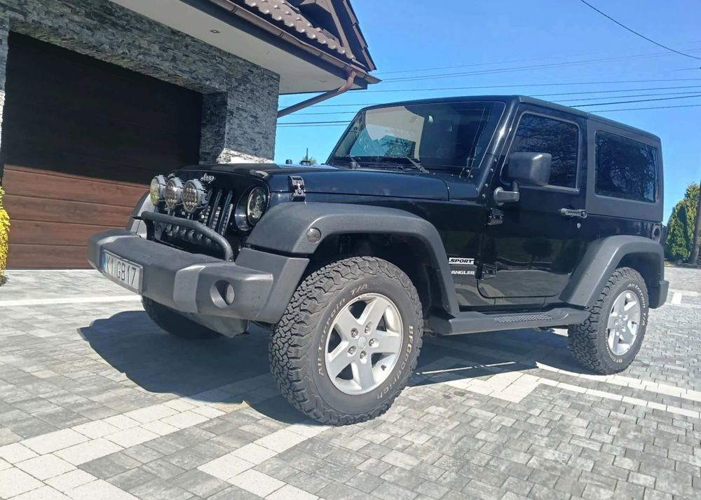 Jeep Wrangler 2.8 CRD Sport - Kabriolet: slika 2 Jeep Wrangler 2.8 CRD Sport - Kabriolet: slika 2