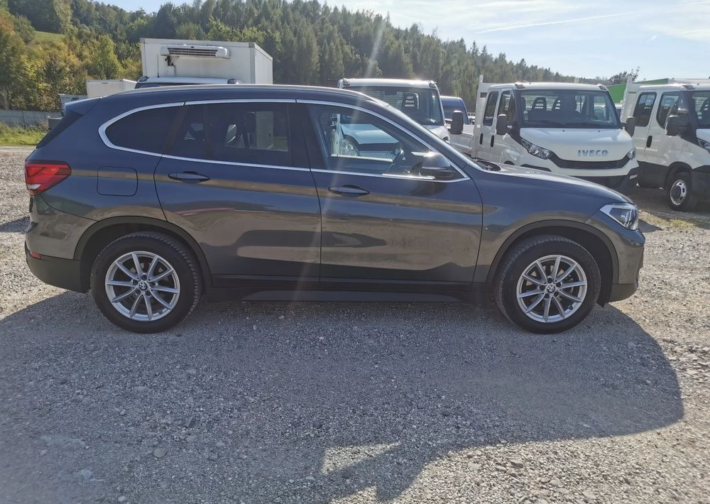 BMW X1 sDrive16d - Avtomobil: slika 4 BMW X1 sDrive16d - Avtomobil: slika 4