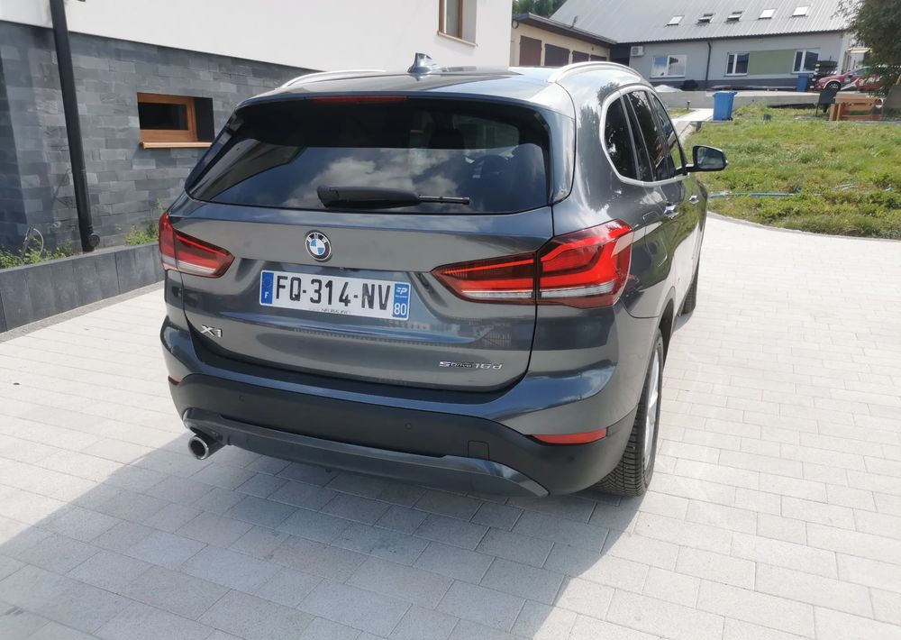 BMW X1 sDrive16d - Karavan: slika 4 BMW X1 sDrive16d - Karavan: slika 4