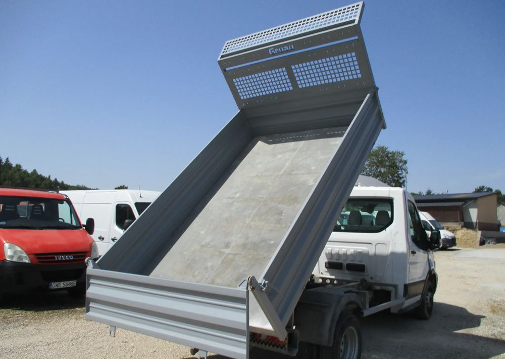 Ford Transit kiper 2.0 - 170KM wywrotka klima Hak - Dostavno vozilo prekucnik: slika 4 Ford Transit kiper 2.0 - 170KM wywrotka klima Hak - Dostavno vozilo prekucnik: slika 4