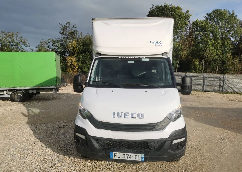 Iveco 3.0-150KM Daily 35C15 Kontener długi rama 35-150 kiper Klimatyzacja długi rozstaw - Dostavno vozilo z zabojnikom: slika 3 Iveco 3.0-150KM Daily 35C15 Kontener długi rama 35-150 kiper Klimatyzacja długi rozstaw - Dostavno vozilo z zabojnikom: slika 3