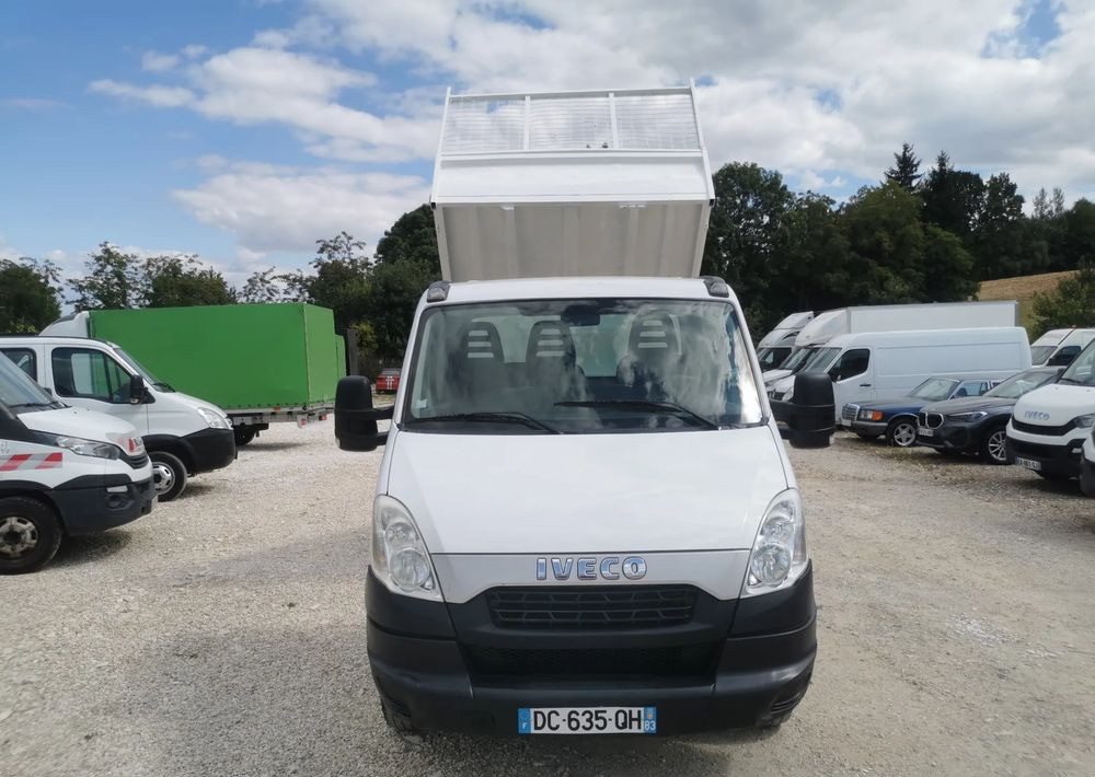 Iveco Daily 35C11 Kiper wywrotka Hak Bliźniak sprowadzony 35C12 - Dostavno vozilo prekucnik: slika 2 Iveco Daily 35C11 Kiper wywrotka Hak Bliźniak sprowadzony 35C12 - Dostavno vozilo prekucnik: slika 2