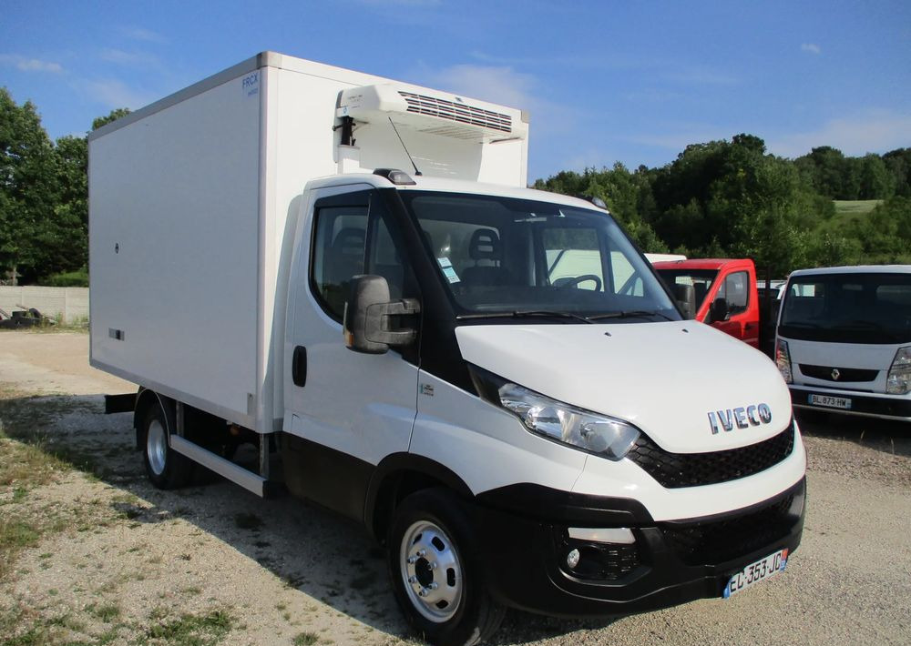 Iveco Daily 35C13 chłodnia Mroźnia na bliźniaku 35-130 Thermo King agregat - Hladilno vozilo: slika 2 Iveco Daily 35C13 chłodnia Mroźnia na bliźniaku 35-130 Thermo King agregat - Hladilno vozilo: slika 2