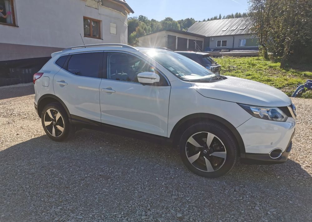 Nissan Qashqai 1.2 DIG-T N-Connecta EU6 - SUV: slika 3 Nissan Qashqai 1.2 DIG-T N-Connecta EU6 - SUV: slika 3