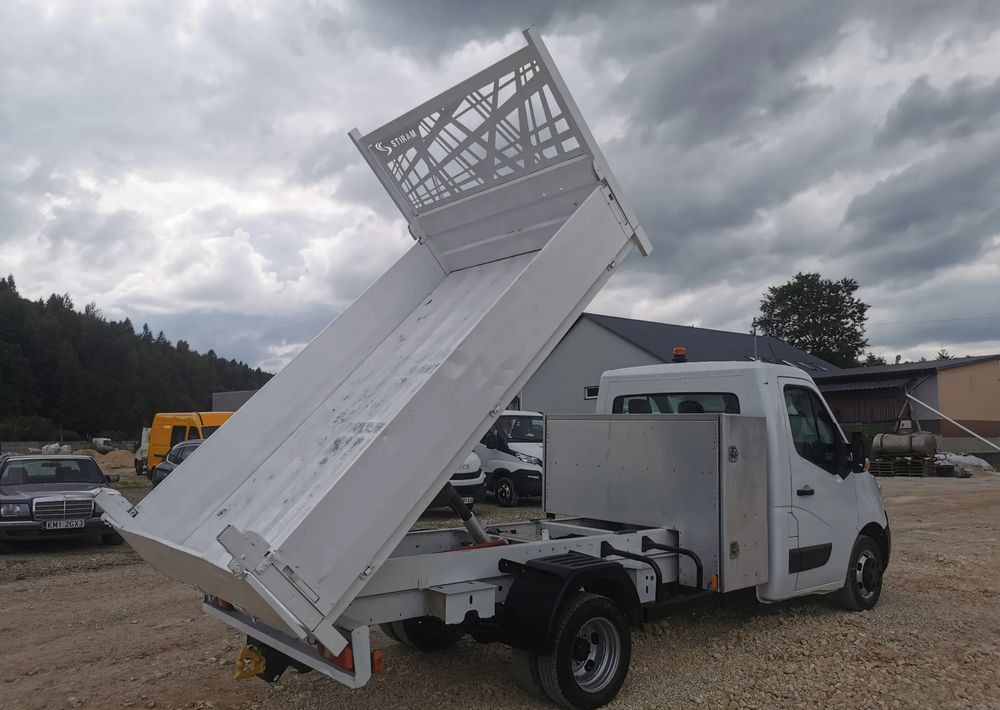 Renault Master Kiper wywrotka 2.3-145KM Hak Bliźniak klimatyzacja Kamera cofania - Dostavno vozilo prekucnik: slika 3 Renault Master Kiper wywrotka 2.3-145KM Hak Bliźniak klimatyzacja Kamera cofania - Dostavno vozilo prekucnik: slika 3