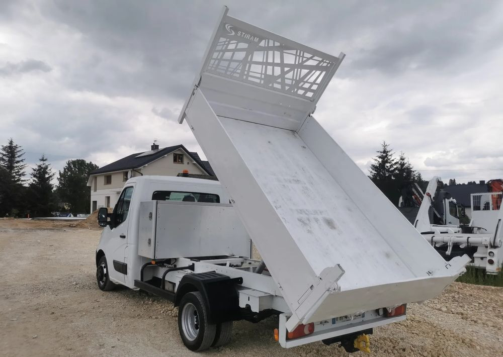 Renault Master Kiper wywrotka 2.3-145KM Hak Bliźniak klimatyzacja Kamera cofania - Dostavno vozilo prekucnik: slika 5 Renault Master Kiper wywrotka 2.3-145KM Hak Bliźniak klimatyzacja Kamera cofania - Dostavno vozilo prekucnik: slika 5