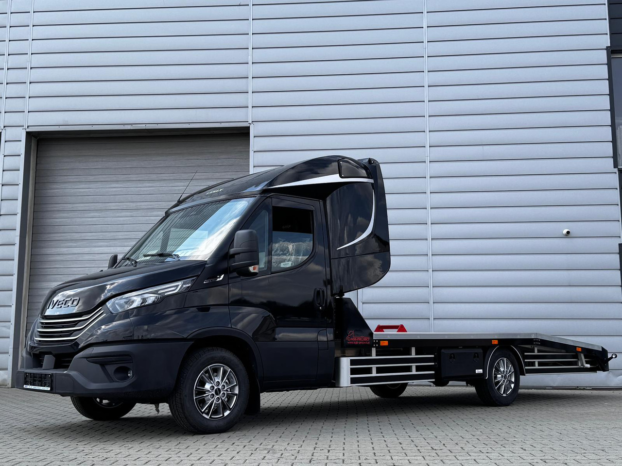 IVECO DAILY 35S21 - Vlečno vozilo: slika 2 IVECO DAILY 35S21 - Vlečno vozilo: slika 2