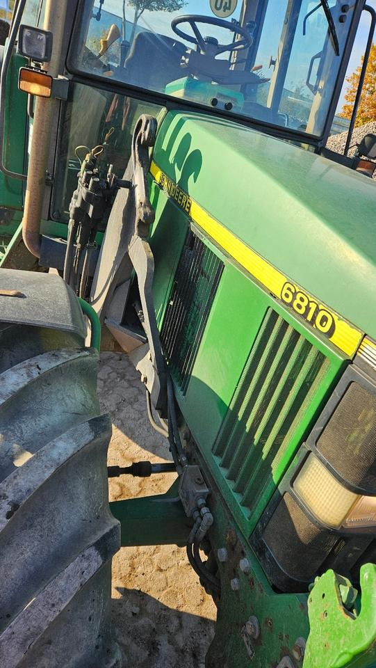 John Deere 6810 | Stoll Robust 30 HDP FL | FH | 8.070 Std. - Traktor: slika 5 John Deere 6810 | Stoll Robust 30 HDP FL | FH | 8.070 Std. - Traktor: slika 5