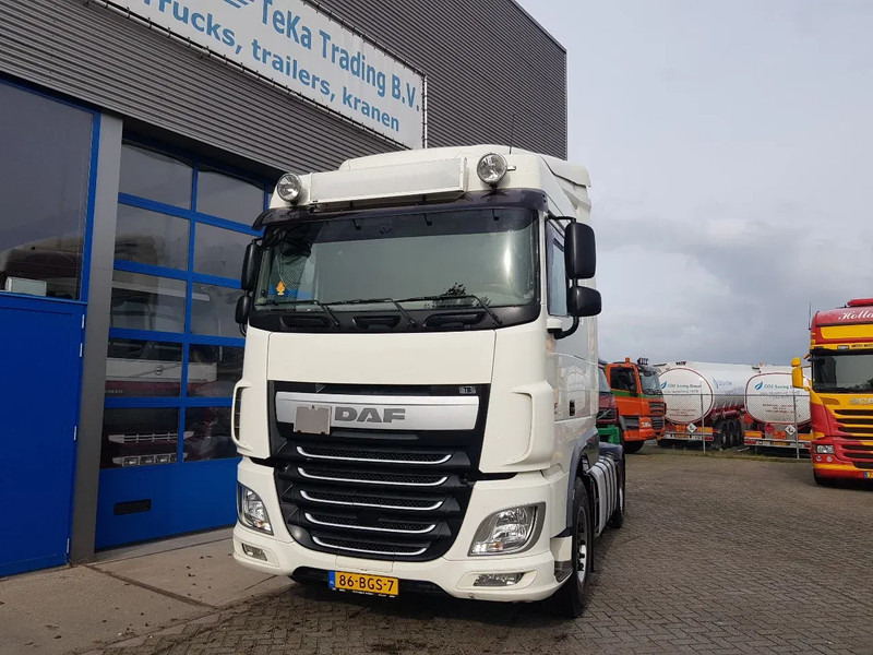 DAF XF 440 616 DKM Double Tank Brandnew condition - Vlačilec: slika 2 DAF XF 440 616 DKM Double Tank Brandnew condition - Vlačilec: slika 2