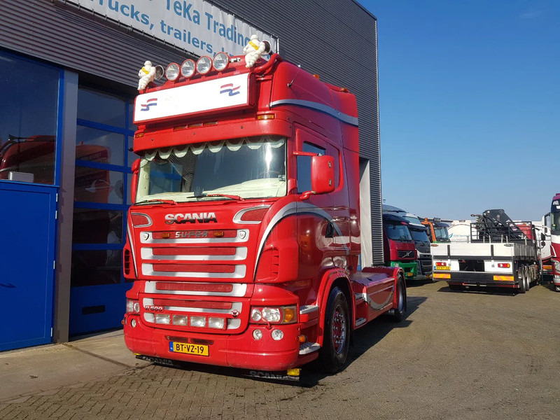 Scania R500 V8 Showtruck Open uitlaat Standairco Retarder - Vlačilec: slika 1 Scania R500 V8 Showtruck Open uitlaat Standairco Retarder - Vlačilec: slika 1
