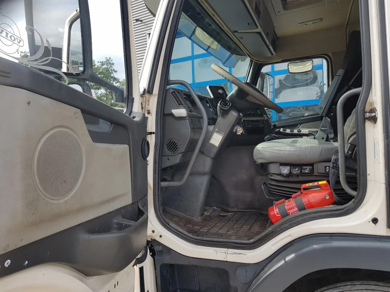 Smetarski tovornjak Volvo FM 9.260 Geesink GPM II Euro 3: slika 13