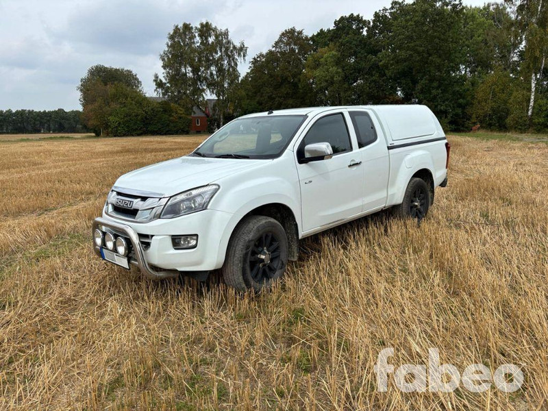 Isuzu D-max Space Cab 2.5 4WD Automatic - Poltovornjak: slika 1 Isuzu D-max Space Cab 2.5 4WD Automatic - Poltovornjak: slika 1