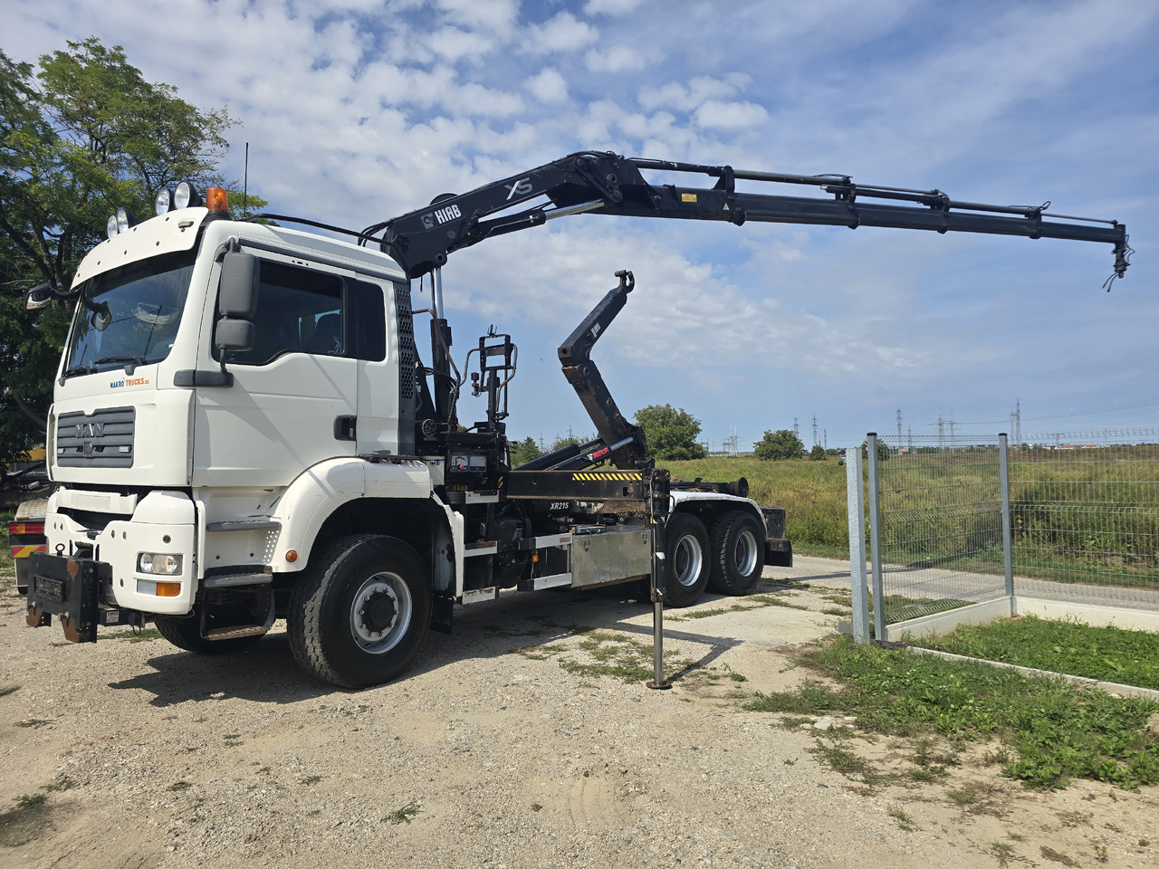 MAN TGA 26.440 6X6 / HOOK SYSTEM / HIAB 166D REMOTE SPECIAL PRICE ONLY THIS YEAR - Kotalni prekucni tovornjak, Tovornjak z dvigalom: slika 3 MAN TGA 26.440 6X6 / HOOK SYSTEM / HIAB 166D REMOTE SPECIAL PRICE ONLY THIS YEAR - Kotalni prekucni tovornjak, Tovornjak z dvigalom: slika 3