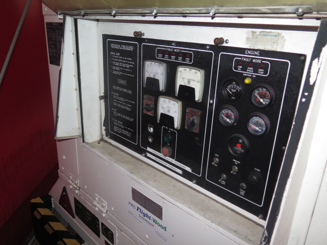 Trieletron 90T400SLN - Zemeljski agregat GPU: slika 4 Trieletron 90T400SLN - Zemeljski agregat GPU: slika 4