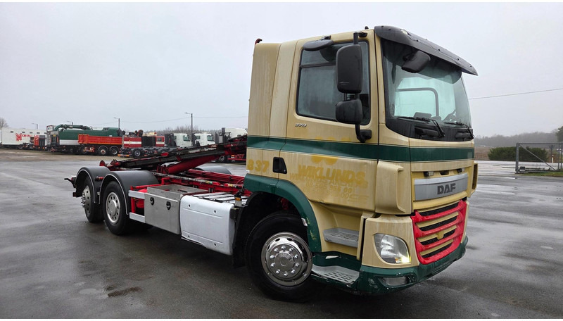 DAF CF 370 6X2*4 - Kotalni prekucni tovornjak: slika 2 DAF CF 370 6X2*4 - Kotalni prekucni tovornjak: slika 2