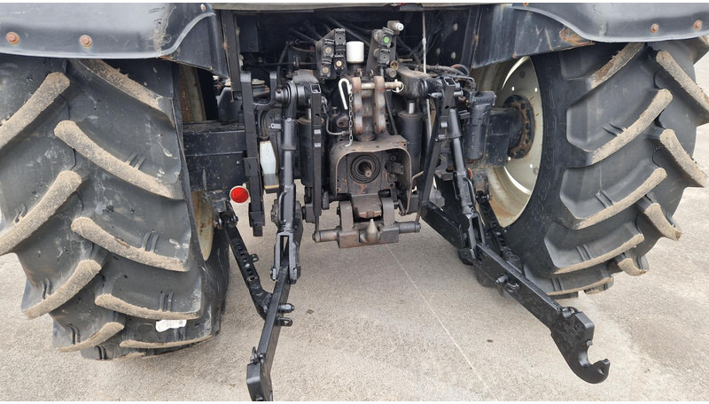 Valtra C120 - Traktor: slika 5 Valtra C120 - Traktor: slika 5