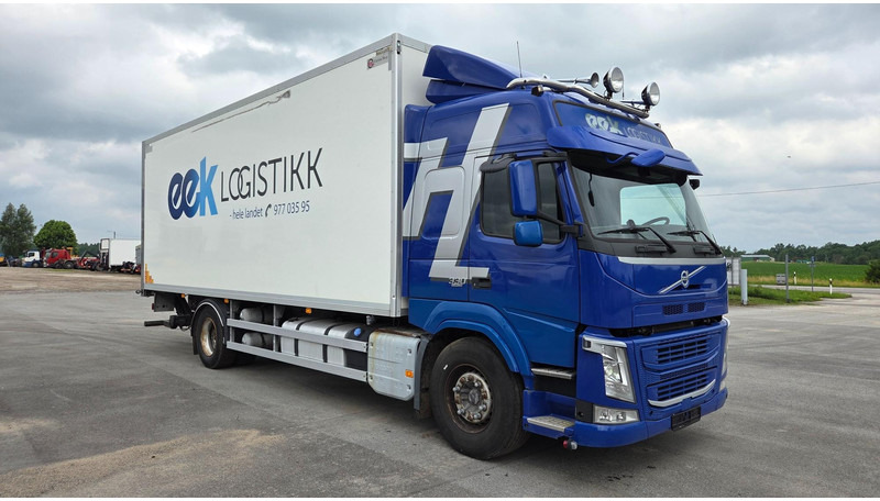 Volvo FM330 4X2 - Tovornjak zabojnik: slika 2 Volvo FM330 4X2 - Tovornjak zabojnik: slika 2