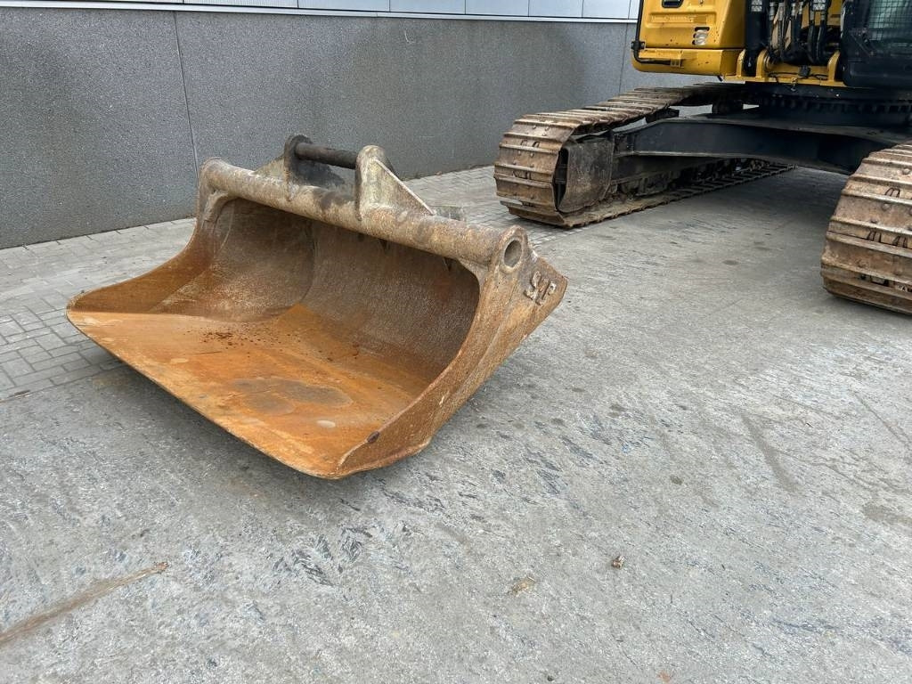 CAT 330F L (Roto|GPS|2 buckets)  lizing CAT 330F L (Roto|GPS|2 buckets): slika 9