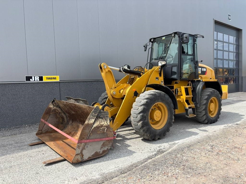 CAT 918 M - Kolesni nakladalec: slika 2 CAT 918 M - Kolesni nakladalec: slika 2