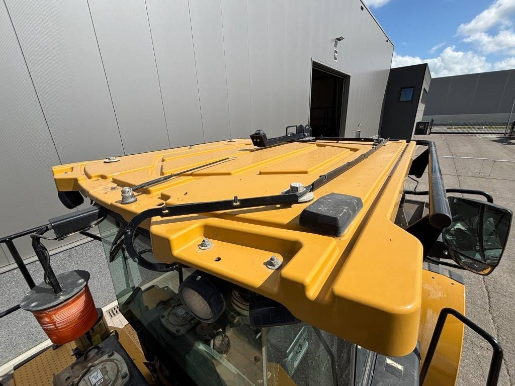 Kolesni nakladalec CAT 972 M XE: slika 22