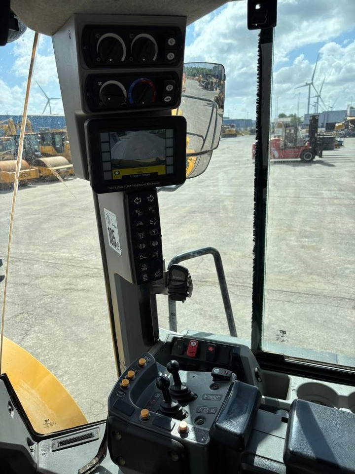 Kolesni nakladalec CAT 972 M XE: slika 12