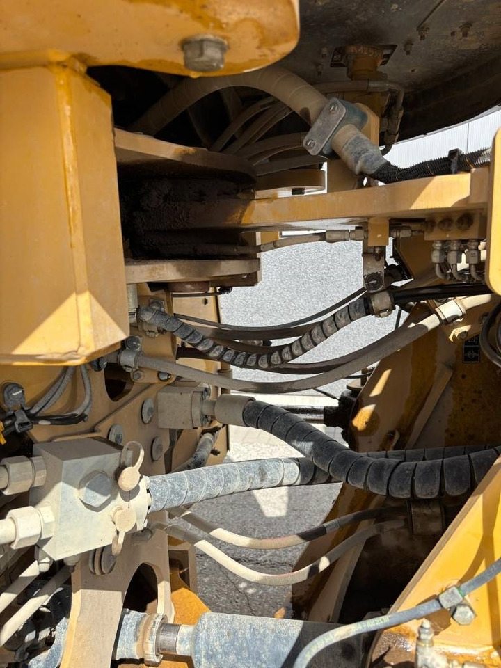 Kolesni nakladalec CAT 972 M XE: slika 13