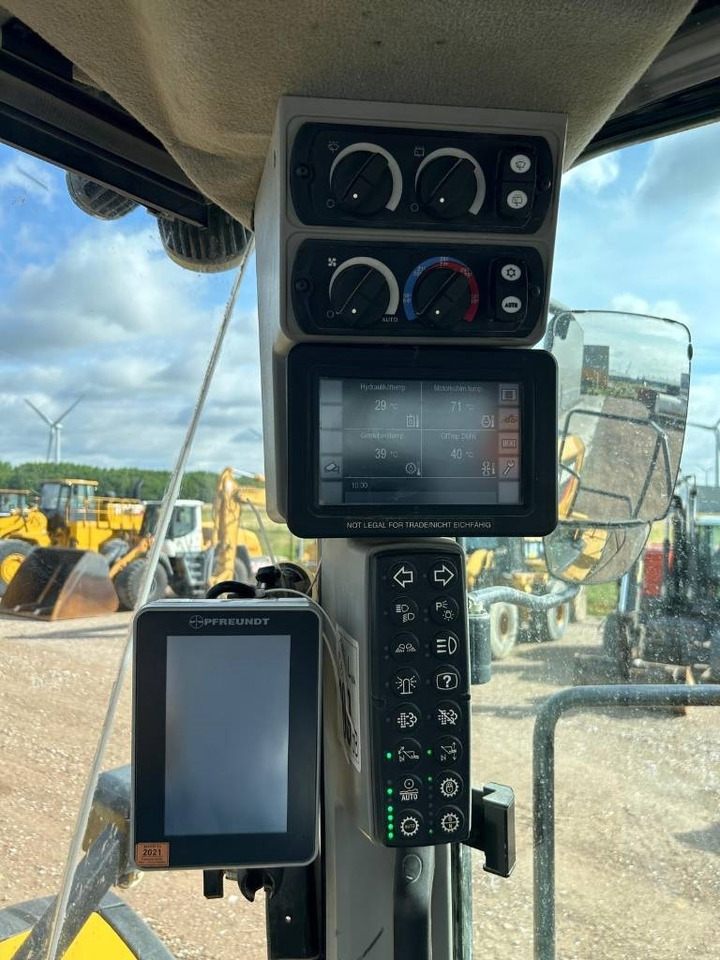Kolesni nakladalec CAT 980 M: slika 17