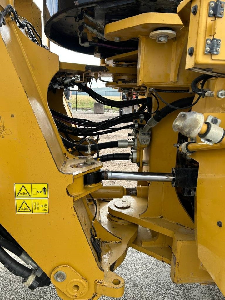 Kolesni nakladalec CAT 980 M: slika 25