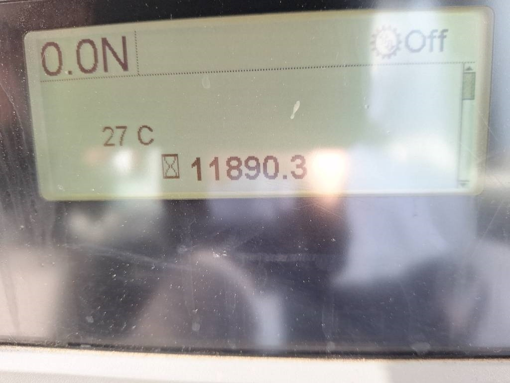 CAT D 6 N LGP (Under Preparation) - Buldožer: slika 5 CAT D 6 N LGP (Under Preparation) - Buldožer: slika 5