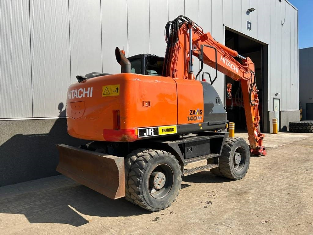 Hitachi ZX 140 W-5B - Bager na kolesih: slika 4 Hitachi ZX 140 W-5B - Bager na kolesih: slika 4