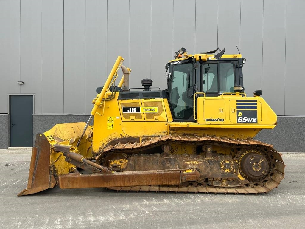 Komatsu D 65 WX-18 - Buldožer: slika 2 Komatsu D 65 WX-18 - Buldožer: slika 2