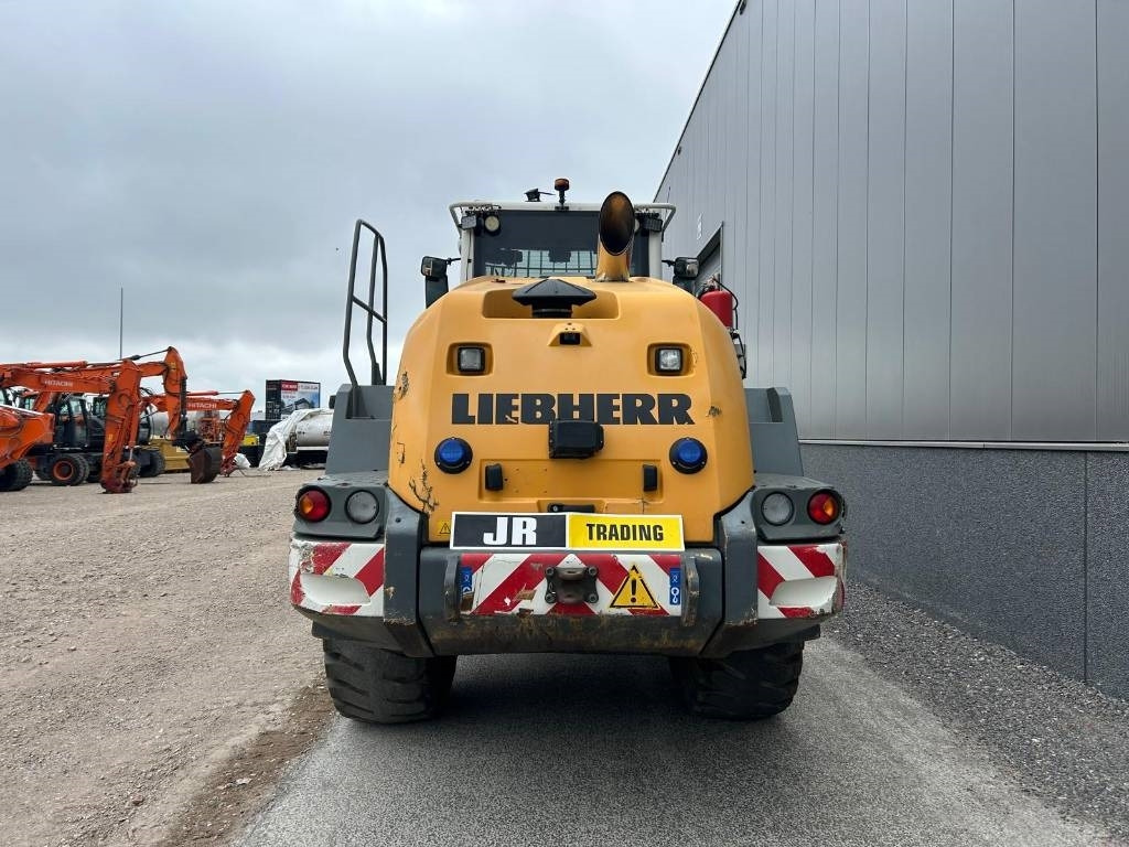 Liebherr L 550 (Comes with High-tip - Mit Hochkipper) - Kolesni nakladalec: slika 4 Liebherr L 550 (Comes with High-tip - Mit Hochkipper) - Kolesni nakladalec: slika 4